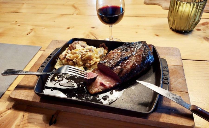 Le restaurant - Auberge La Perdrix - restaurant HAUTERIVE-LA-FRESSE - restaurant pontarlier - Restaurant les Alliés